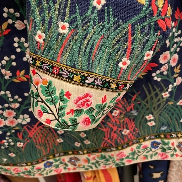 Alice + Olivia linen embroidered blazer size 4 - Picture 2 of 12